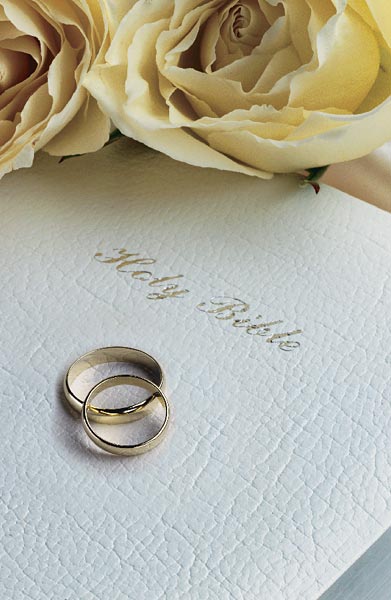 Holy Bible with White Roses and Rings: Wedding Bulletin Quantity per package: 100